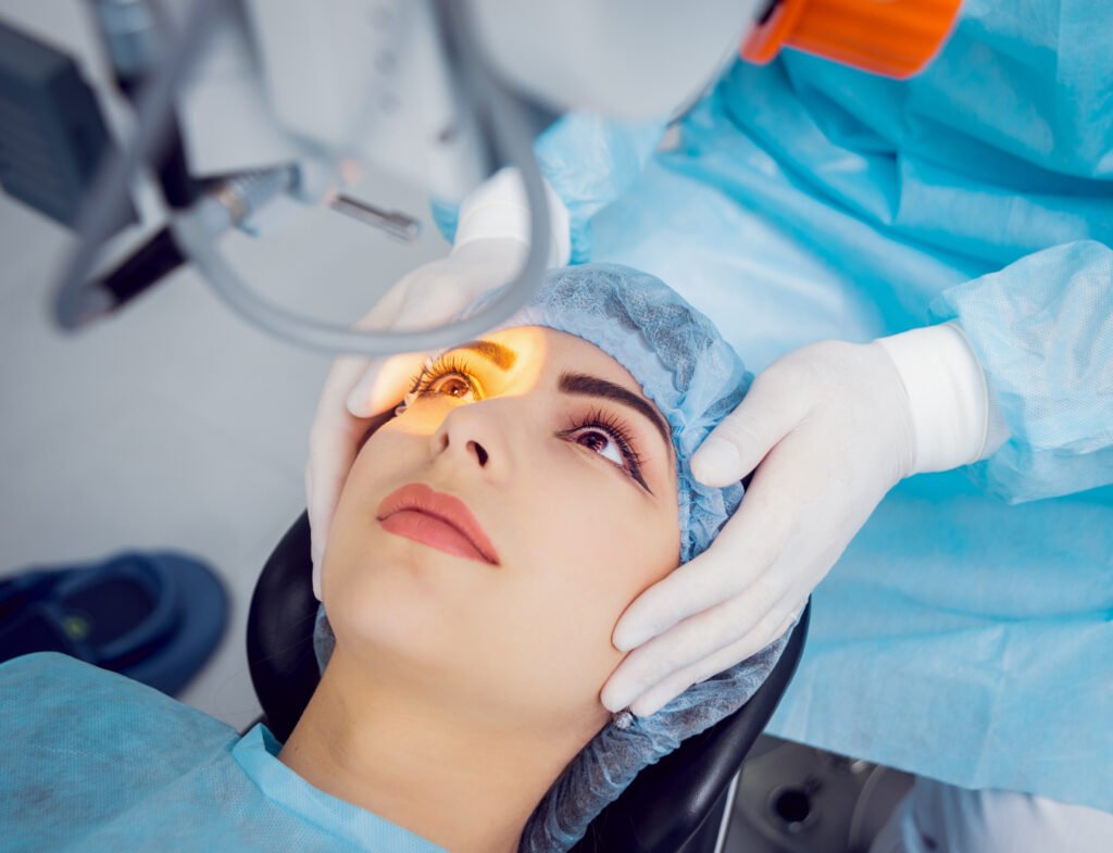 Cirugía de ojos para ver mejor: tipos, beneficios y cómo mejora tu visión